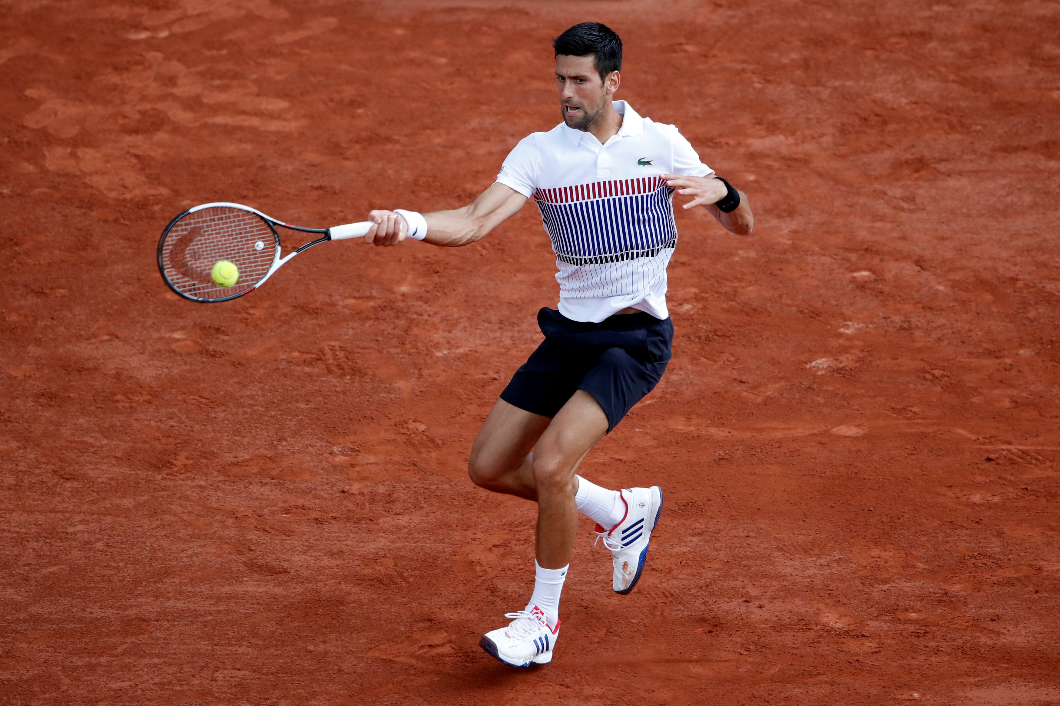 ĐKVĐ Djokovic gặp nhiều khó khăn ở vòng 3 /// Reuters