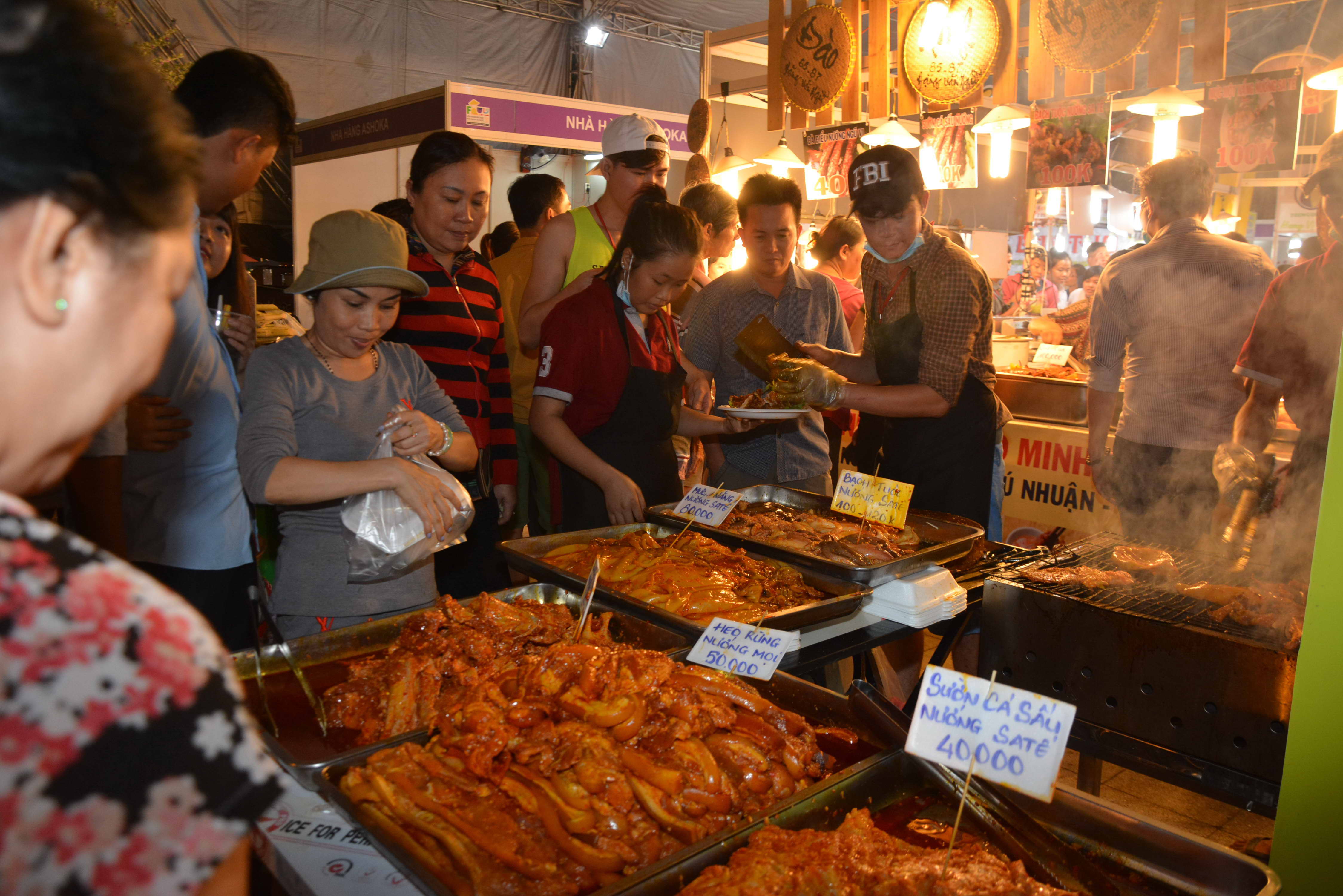 Đến với khai mạc Liên hoan ẩm thực Món ngon các nước 2016 - ảnh 7