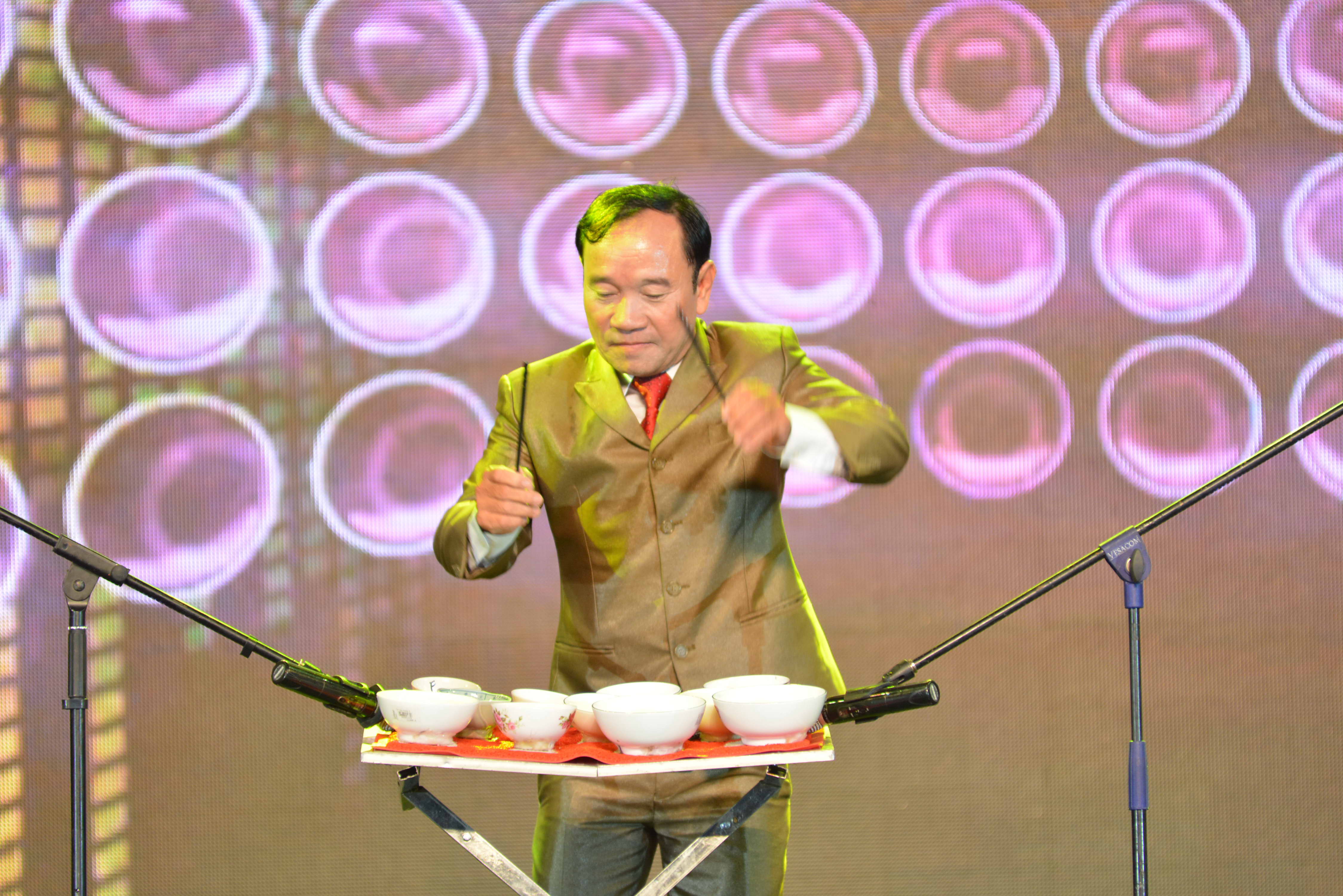 Đến với khai mạc Liên hoan ẩm thực Món ngon các nước 2016 - ảnh 1