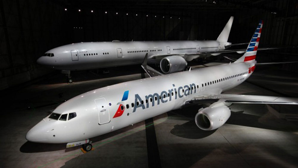 Ông Taylor quyết định khởi kiện đòi bồi thường từ American Airlines /// Reuters