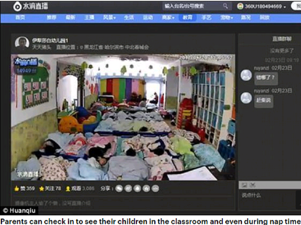 Trường học phát livestream để phụ huynh giám sát học sinh